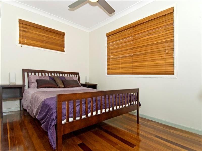 8 Weldon Street, Birkdale QLD 4159