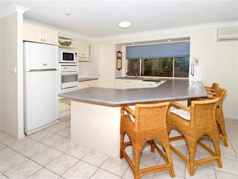 19 Lawn Terrace, Capalaba QLD 4157
