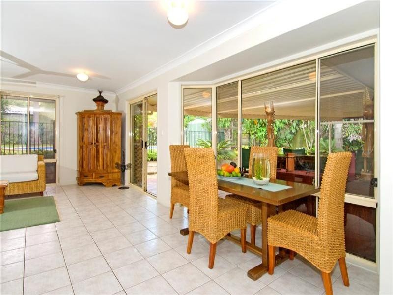 19 Lawn Terrace, Capalaba QLD 4157