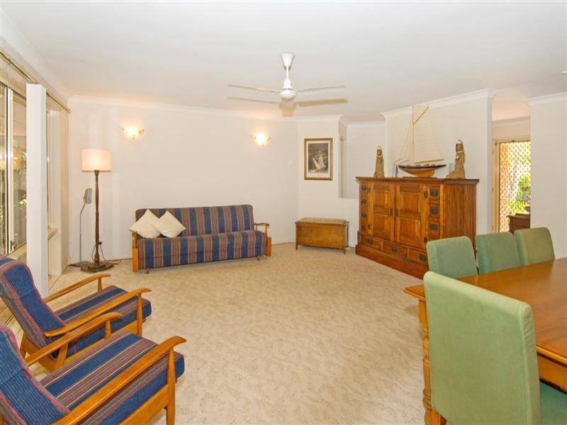 19 Lawn Terrace, Capalaba QLD 4157