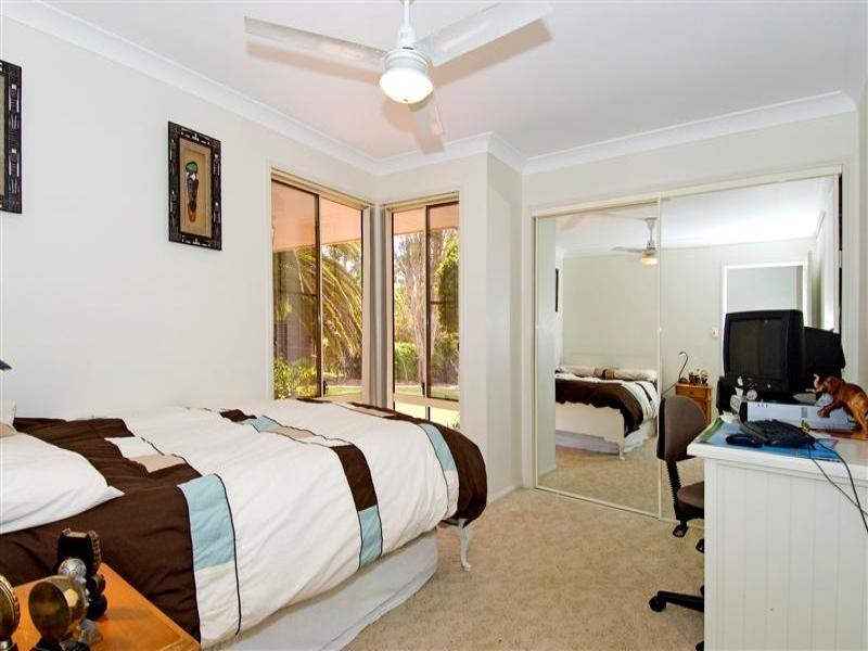 19 Lawn Terrace, Capalaba QLD 4157