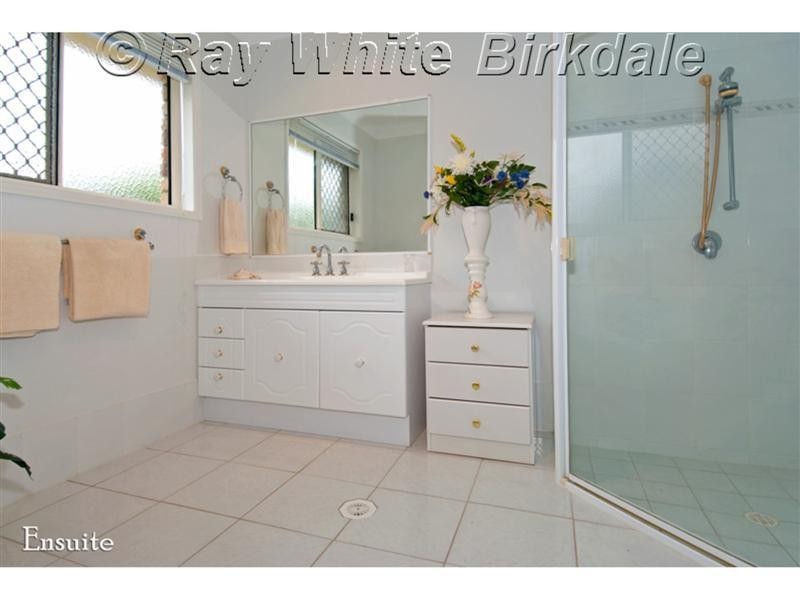 39 Juanita Street, Birkdale QLD 4159