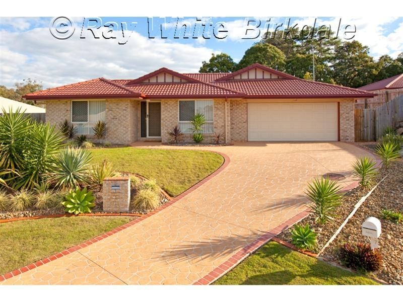 8 Dory Close, Redland Bay QLD 4165