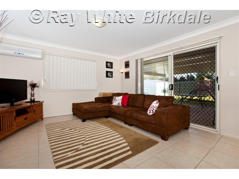 8 Dory Close, Redland Bay QLD 4165