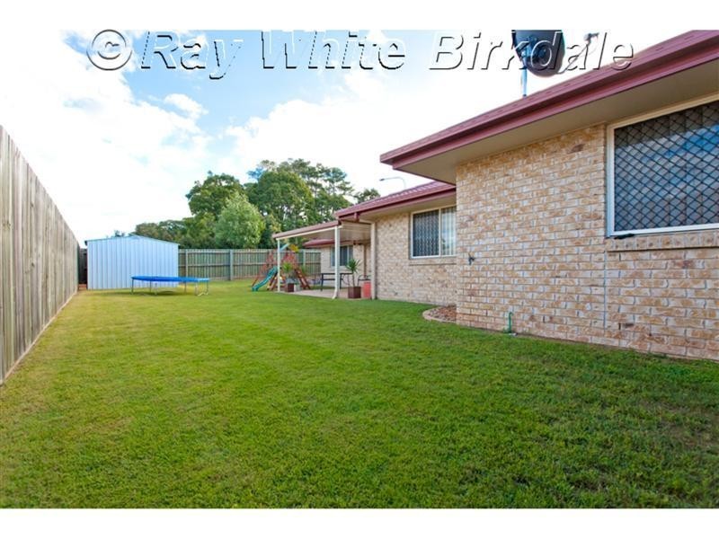 8 Dory Close, Redland Bay QLD 4165