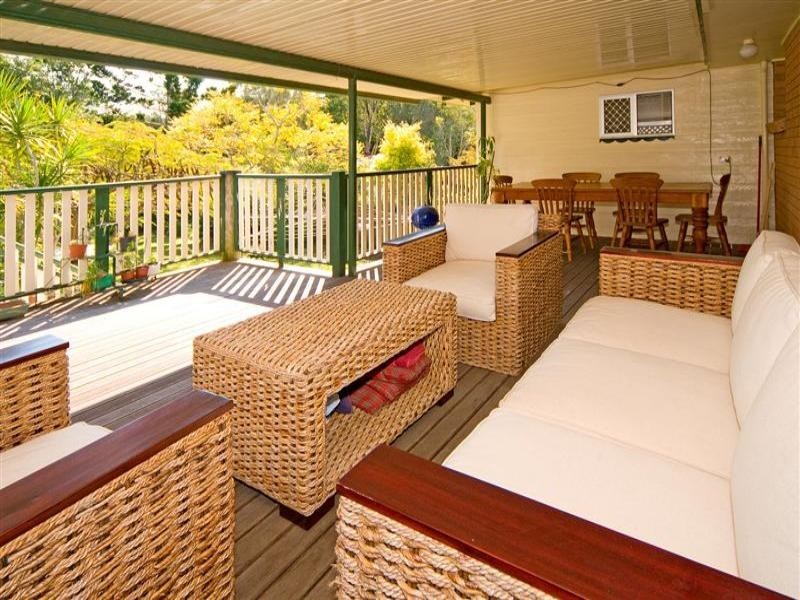 12 Currawong Drive, Birkdale QLD 4159