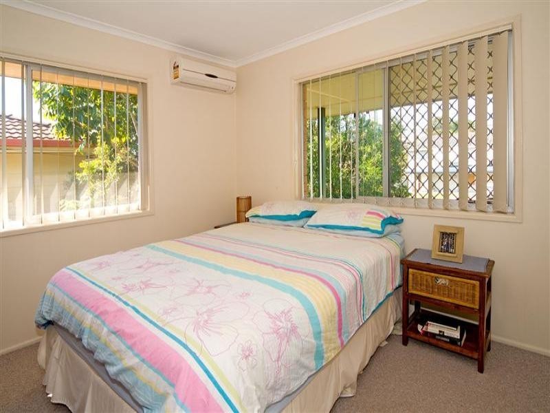 12 Currawong Drive, Birkdale QLD 4159