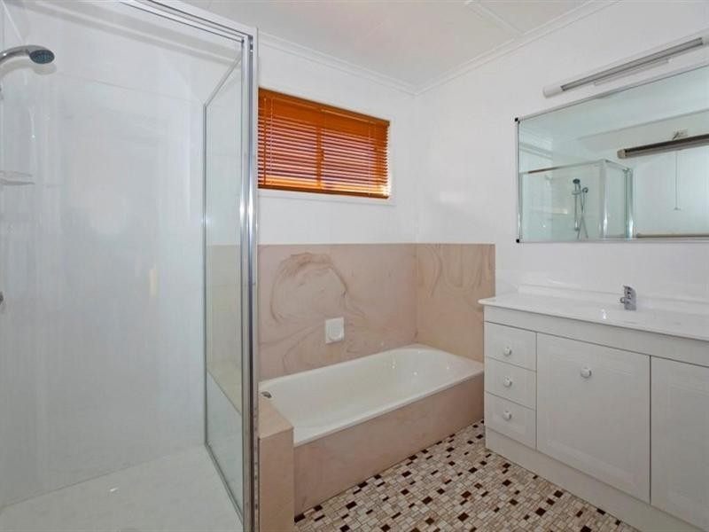 27 MACADAMIA Street, Victoria Point QLD 4165