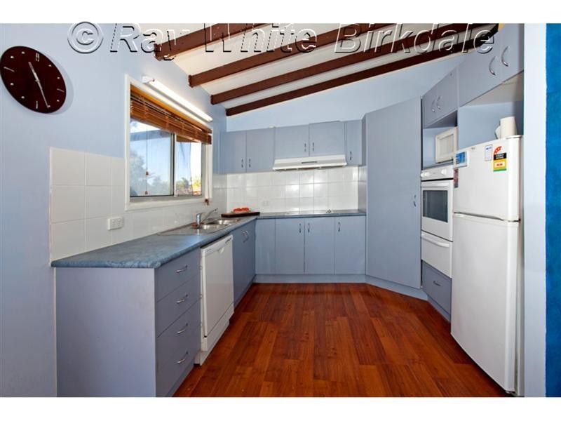 15 Makaha Drive, Birkdale QLD 4159