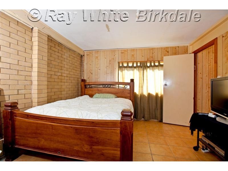 15 Makaha Drive, Birkdale QLD 4159