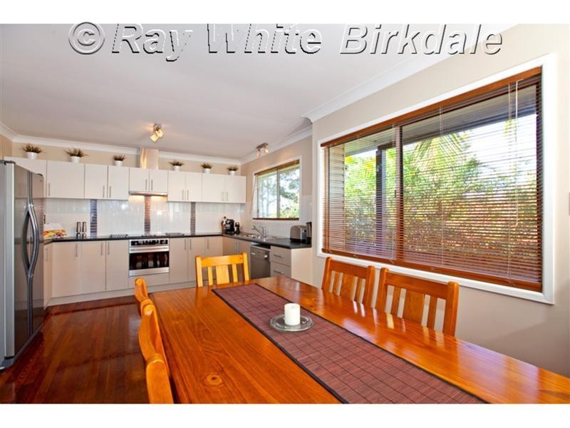 6 Thorne Road, Birkdale QLD 4159