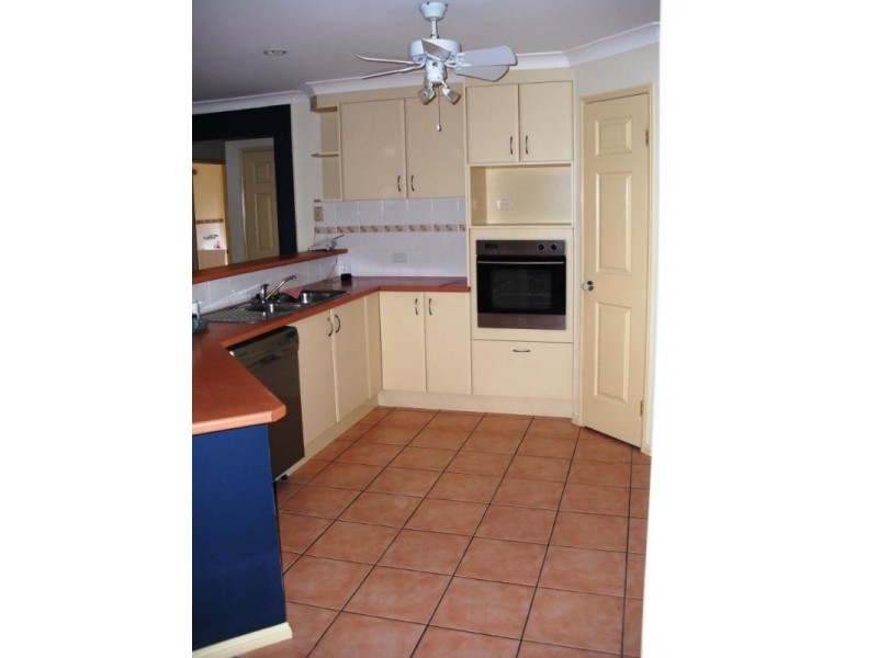 138B Main Street, Redland Bay QLD 4165