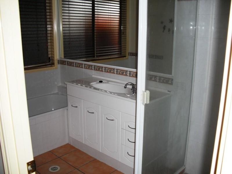 138B Main Street, Redland Bay QLD 4165