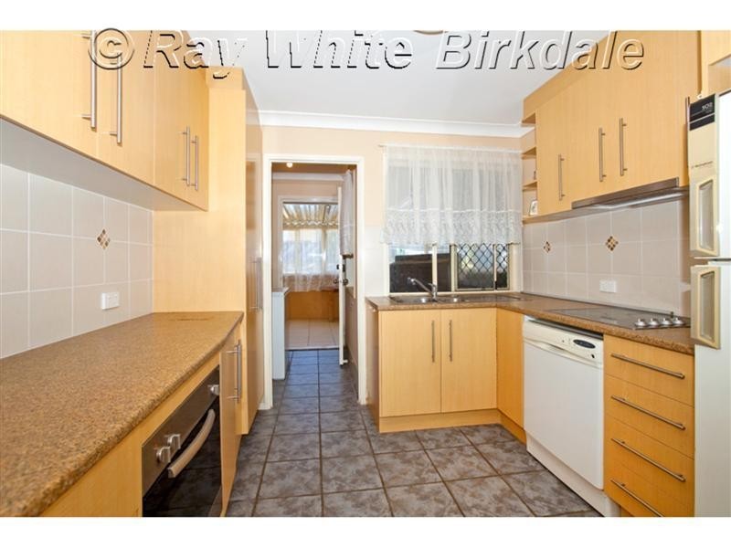 28 Larbonya Crescent, Capalaba QLD 4157