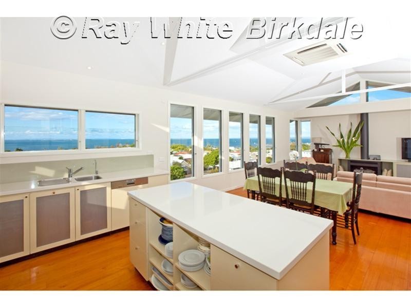 88 Carlton Terrace, Wynnum QLD 4178