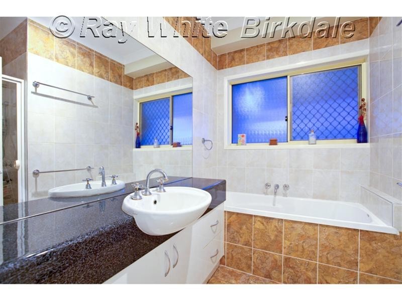 138 Thorneside Road, Thorneside QLD 4158