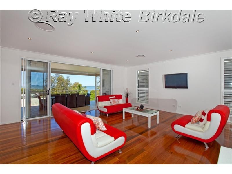 135 Passage Street, Cleveland QLD 4163