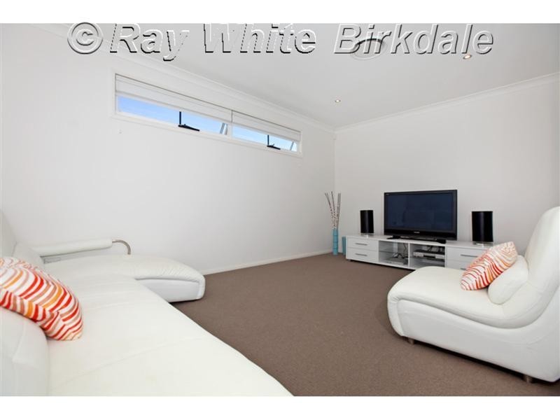 135 Passage Street, Cleveland QLD 4163