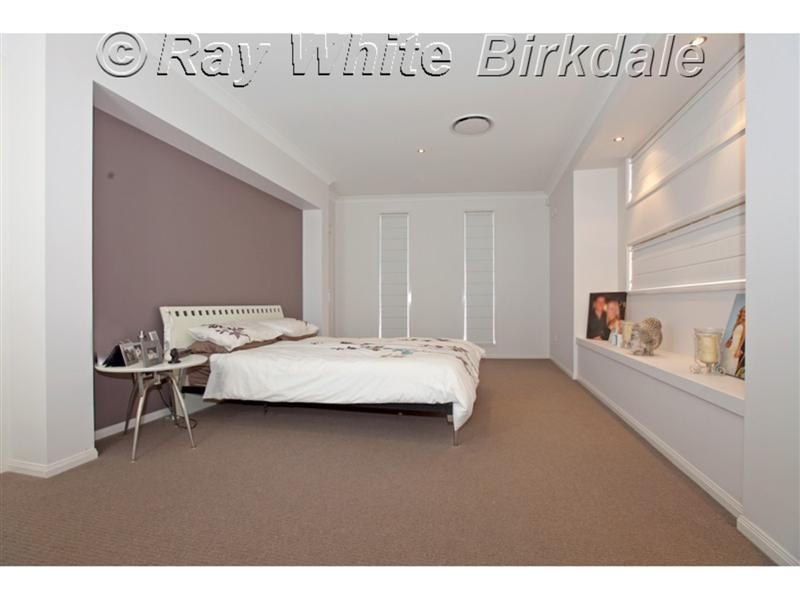 135 Passage Street, Cleveland QLD 4163