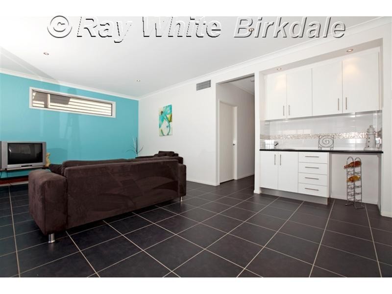 135 Passage Street, Cleveland QLD 4163