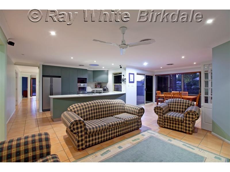 1 Parkvale Street, Victoria Point QLD 4165