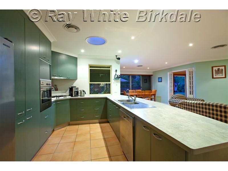 1 Parkvale Street, Victoria Point QLD 4165