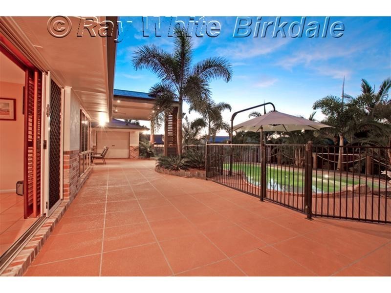 1 Parkvale Street, Victoria Point QLD 4165