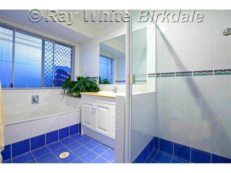 1 Parkvale Street, Victoria Point QLD 4165