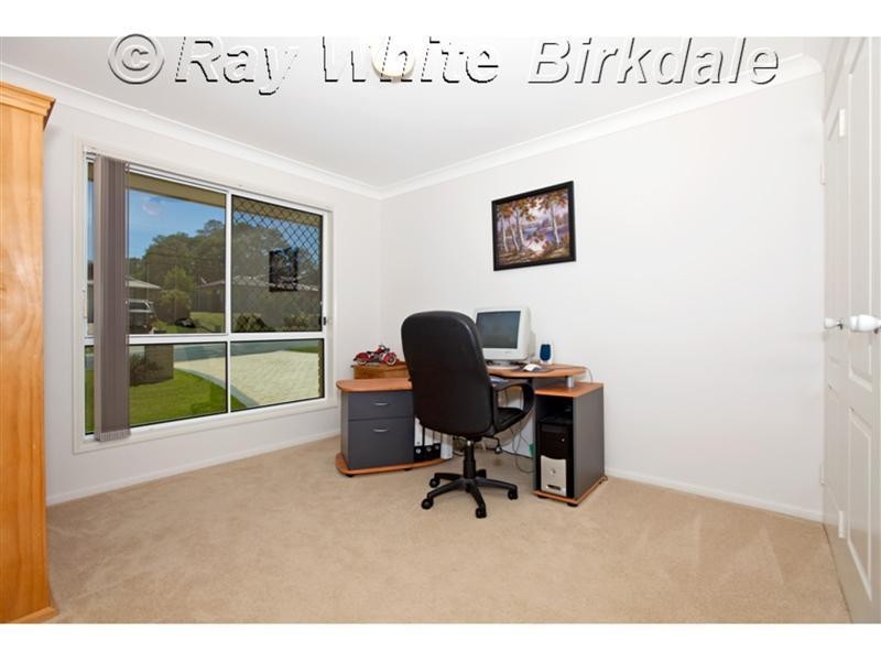 3 Dory Close, Redland Bay QLD 4165