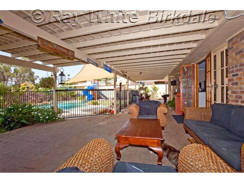 18 Creswick Place, Birkdale QLD 4159