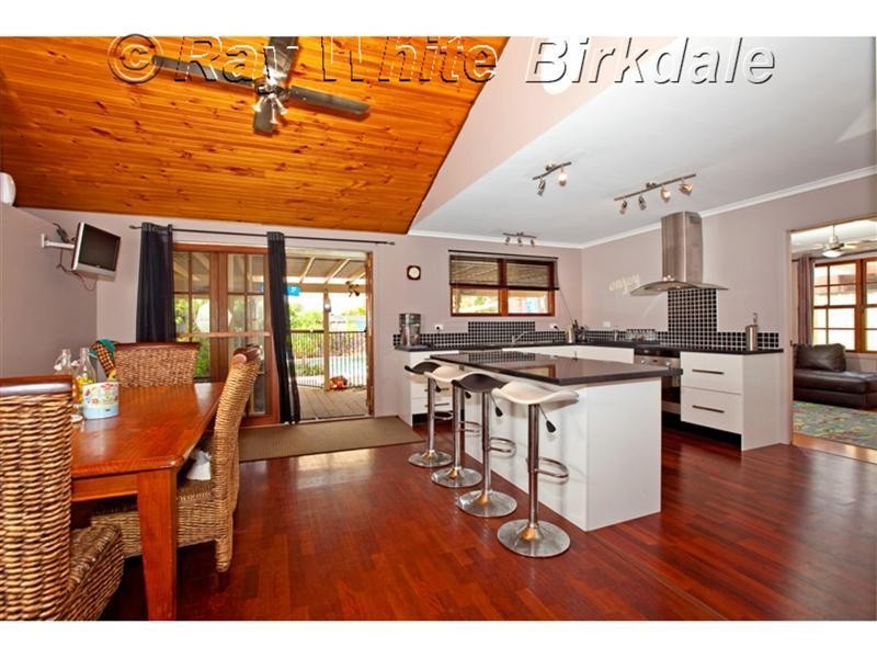 18 Creswick Place, Birkdale QLD 4159