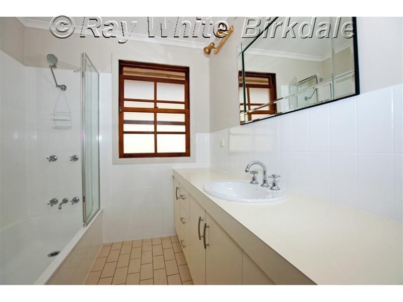 18 Creswick Place, Birkdale QLD 4159