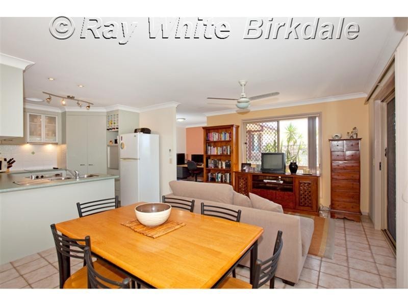 12 Lynch Crescent, Birkdale QLD 4159