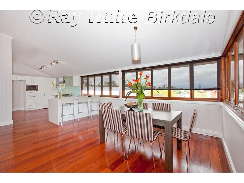 38 Gordon Parade, Manly QLD 4179