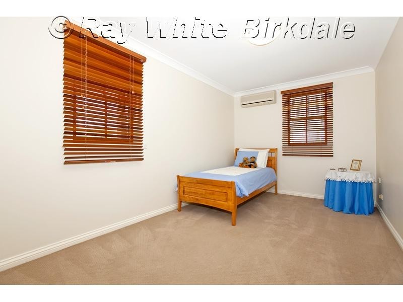 38 Gordon Parade, Manly QLD 4179