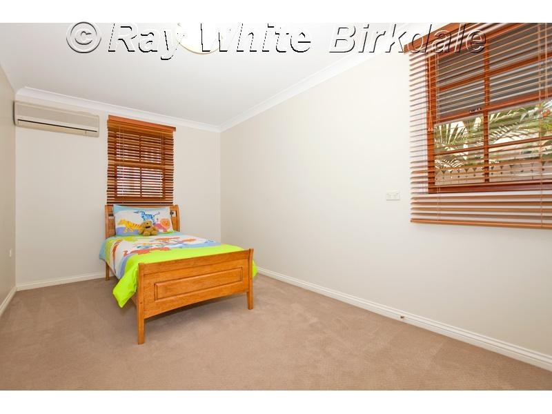 38 Gordon Parade, Manly QLD 4179