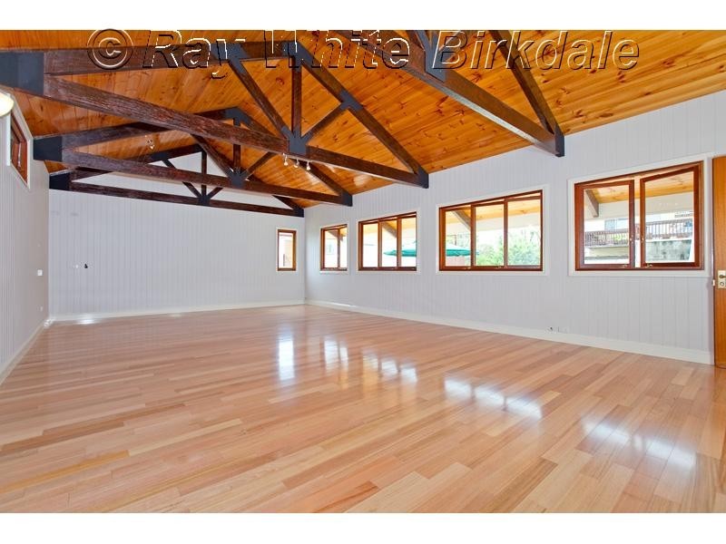 38 Gordon Parade, Manly QLD 4179