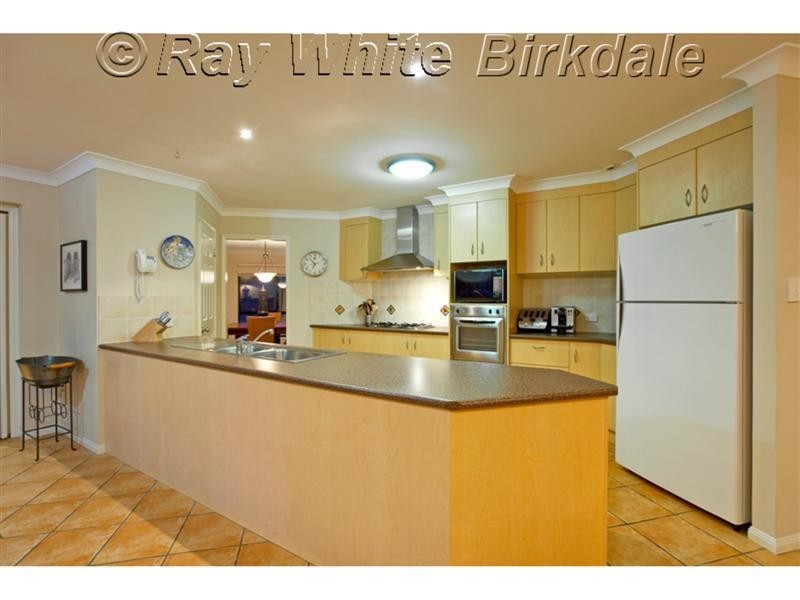 9 Fletcher Terrace, Ormiston QLD 4160