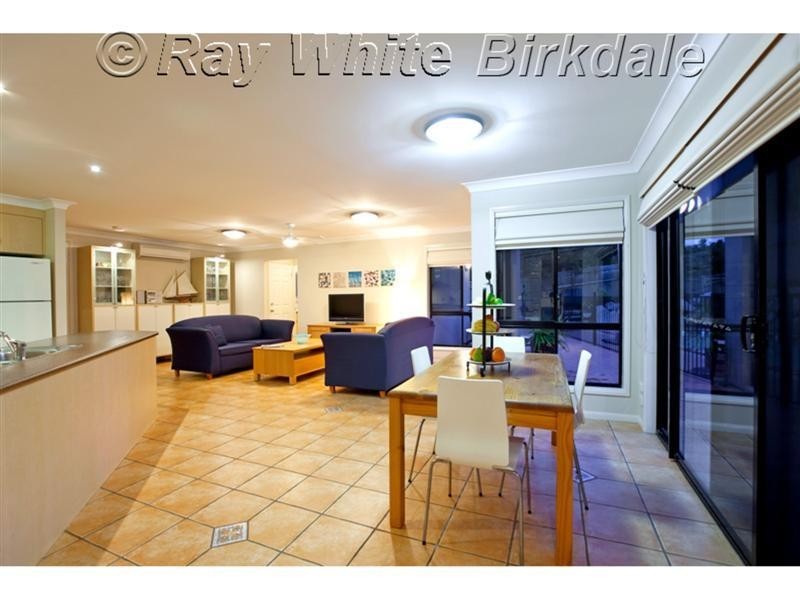 9 Fletcher Terrace, Ormiston QLD 4160