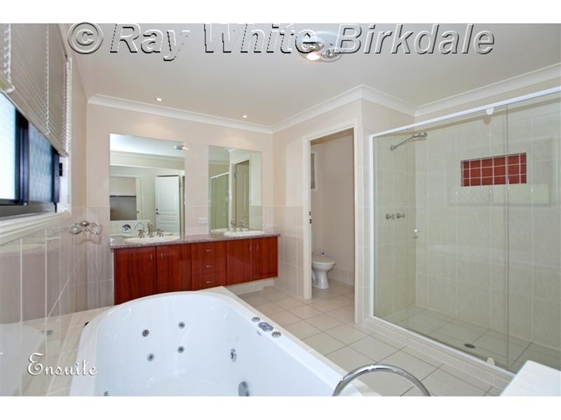 2 Carmay Close, Thornlands QLD 4164
