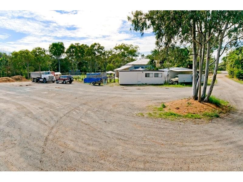 21 Mt Petrie Road, Belmont QLD 4153