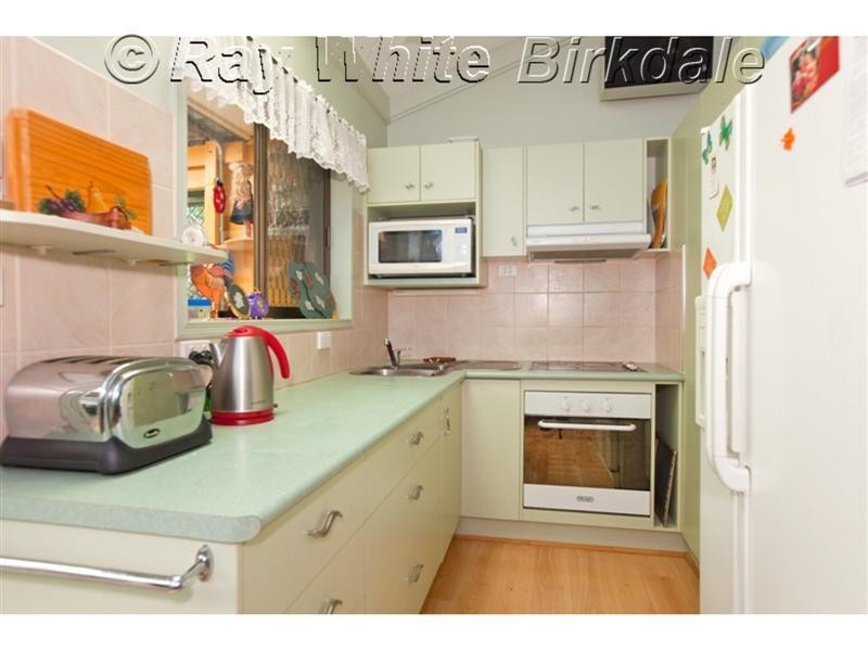 3 Emu Street, Birkdale QLD 4159