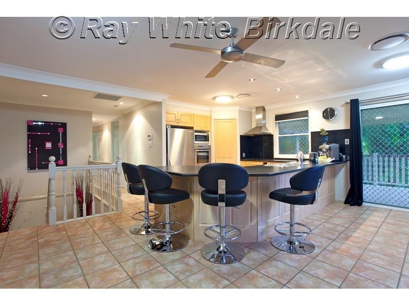 1 Ron Street, Birkdale QLD 4159