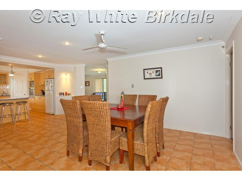 24 Carinyan Drive, Birkdale QLD 4159