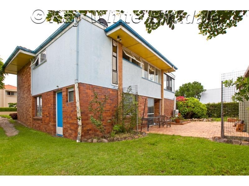 117 Gordon Parade, Manly QLD 4179