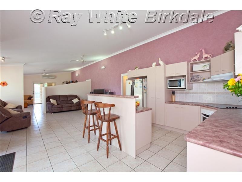 8 Willard Road, Capalaba QLD 4157