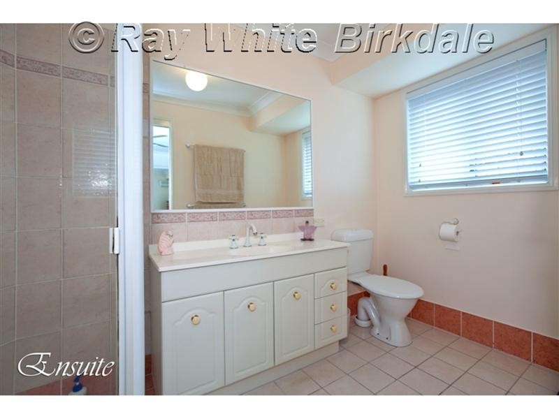 8 Willard Road, Capalaba QLD 4157