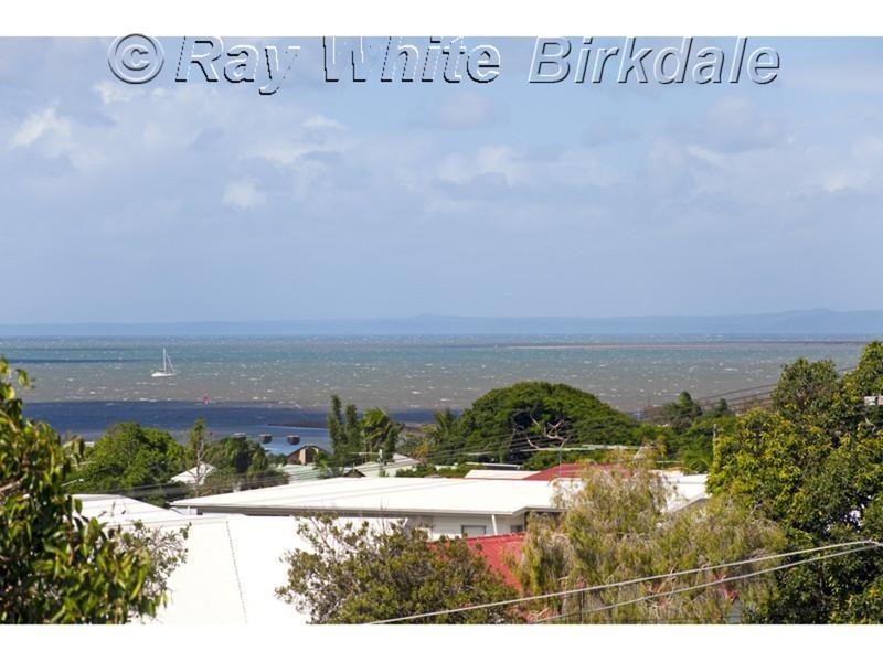 77 Melville Terrace, Wynnum QLD 4178