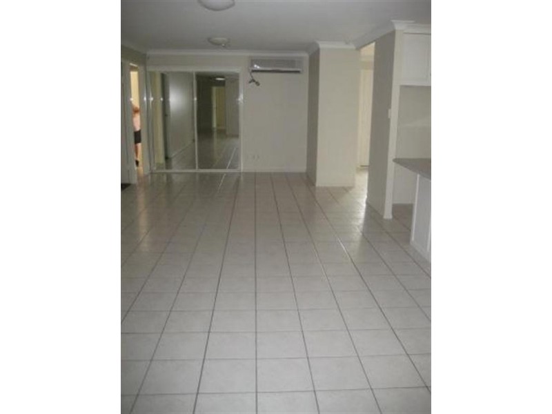 209 Coburg Street West, Cleveland QLD 4163