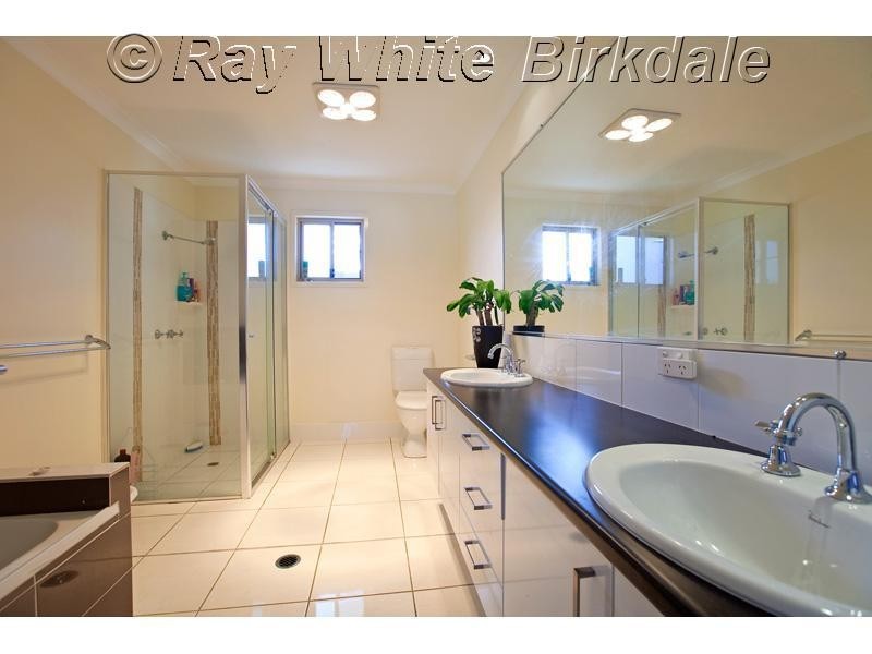 95 Thomas Street, Birkdale QLD 4159